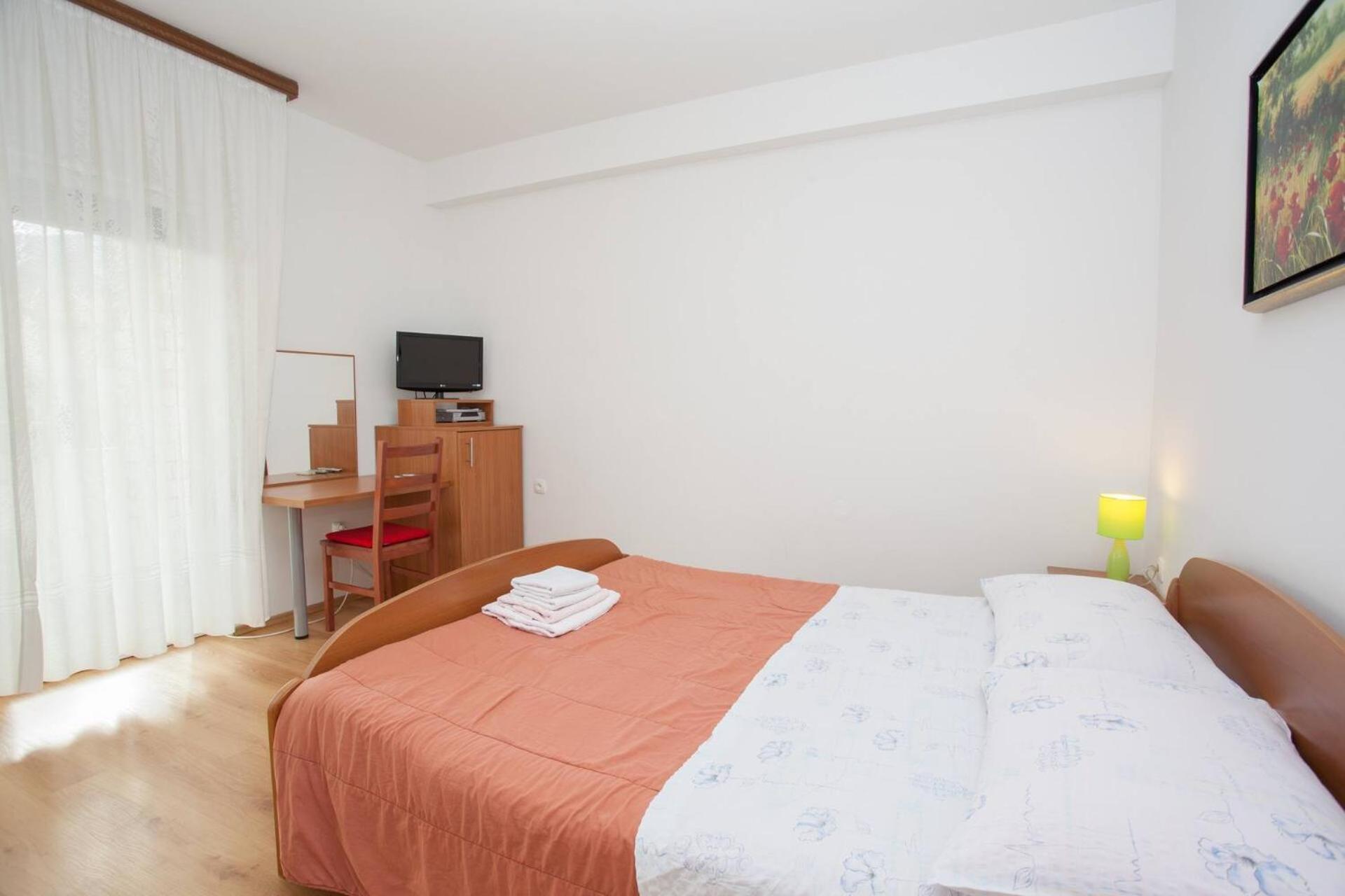 Apartments & Rooms Dekanic 巴斯卡 外观 照片