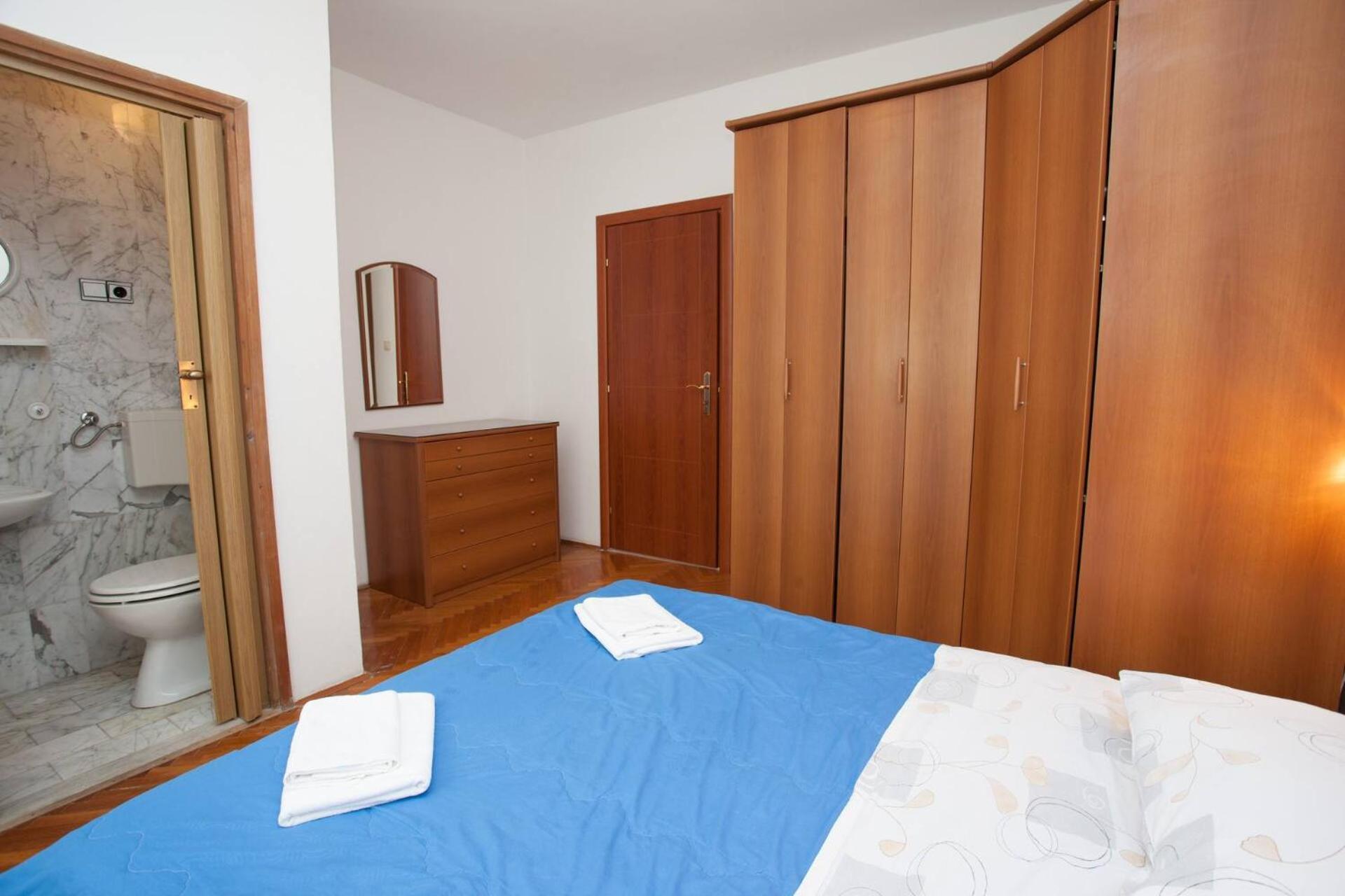 Apartments & Rooms Dekanic 巴斯卡 外观 照片
